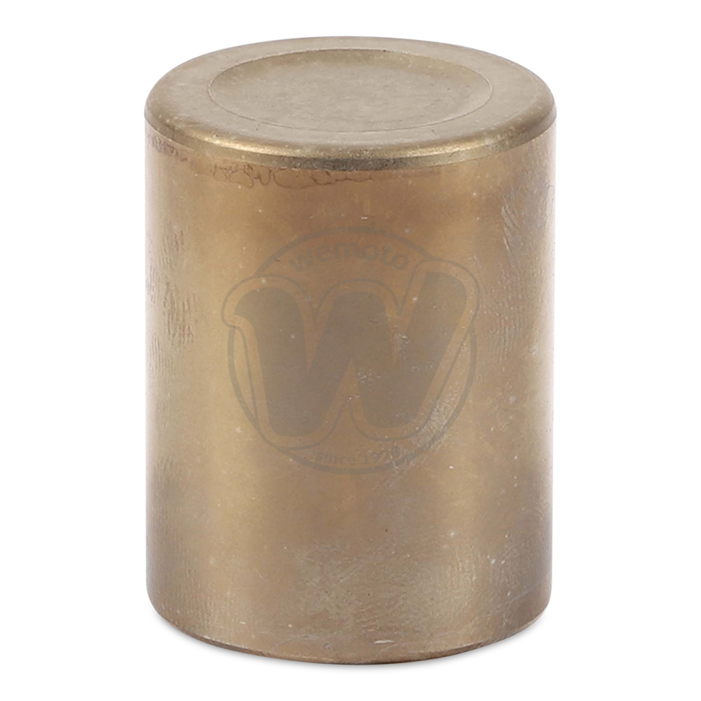 0ZM9209_ae6828 three.jpg